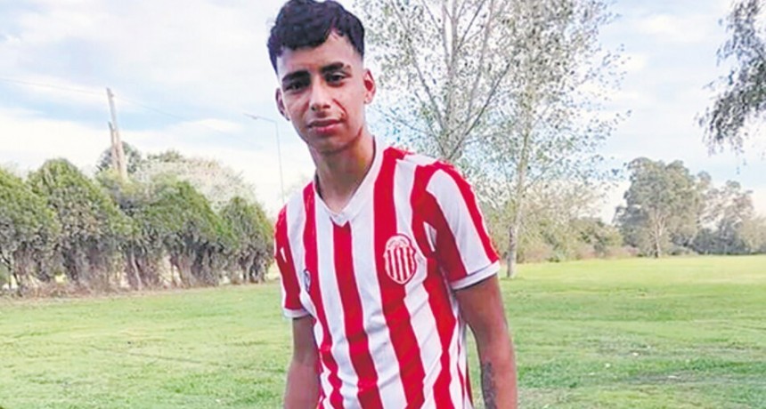 RADIOKTUBRE  INFO…- Gatillo fácil: la Policía porteña asesinó a un chico de 17 años  -Por  SimónSuárez Ver mas…