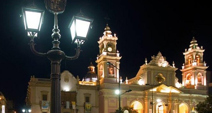RADIOKTUBRE INFO..-  El Arzobispado de Salta oficializó a dos exorcistas -Por Simón Suarez..Ver mas..	