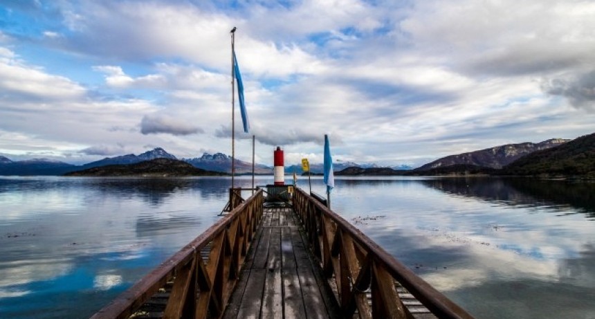 RADIOKTUBRE INFO..-  Tierra del Fuego tendrá sus dos “Noches Mágicas” en el Fin del Mundo -Por Simón Suarez..Ver mas..	