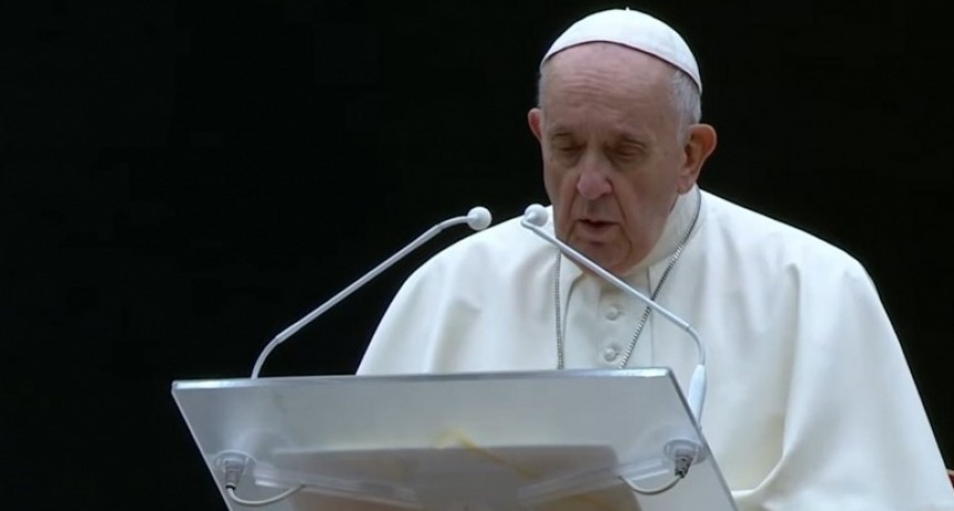 RADIOKTUBRE INFO..- La Corte se fue a las Cruzadas, y nada menos que contra el Papa  -Por Simón Suarez..Ver mas..	