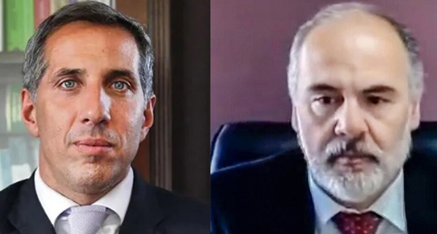 RADIOKTUBRE INFO..- EL QUE CALLA OTORGA  -Por Simón Suarez..Ver mas..	
