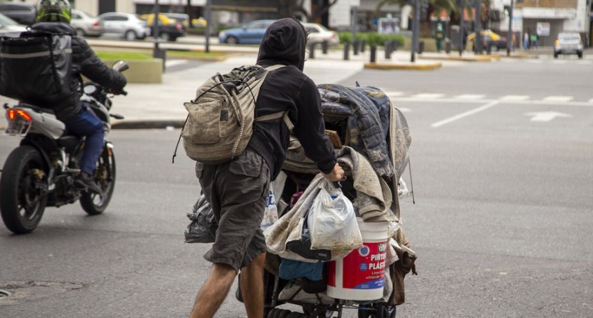 RADIOKTUBRE INFO…….  Recesión y alta inflación en 2024, prevé la OCDE  ……Por Simon Suarez Ver mas….