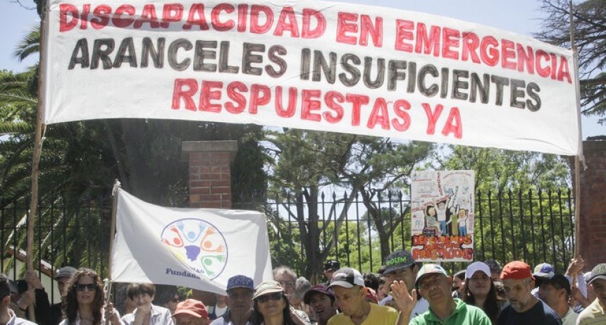 RADIOKTUBRE INFO…  