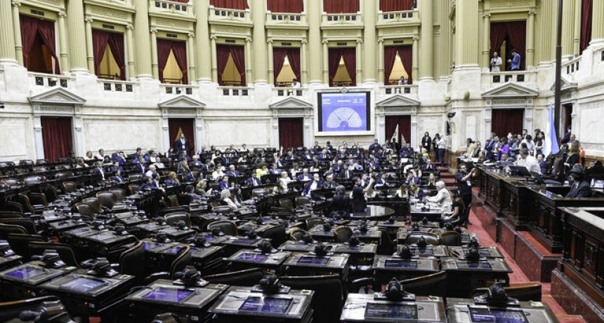 RADIOKTUBRE INFO…NO HUBO QUOROM EN DIPUTADOS....Por Simon Suarez