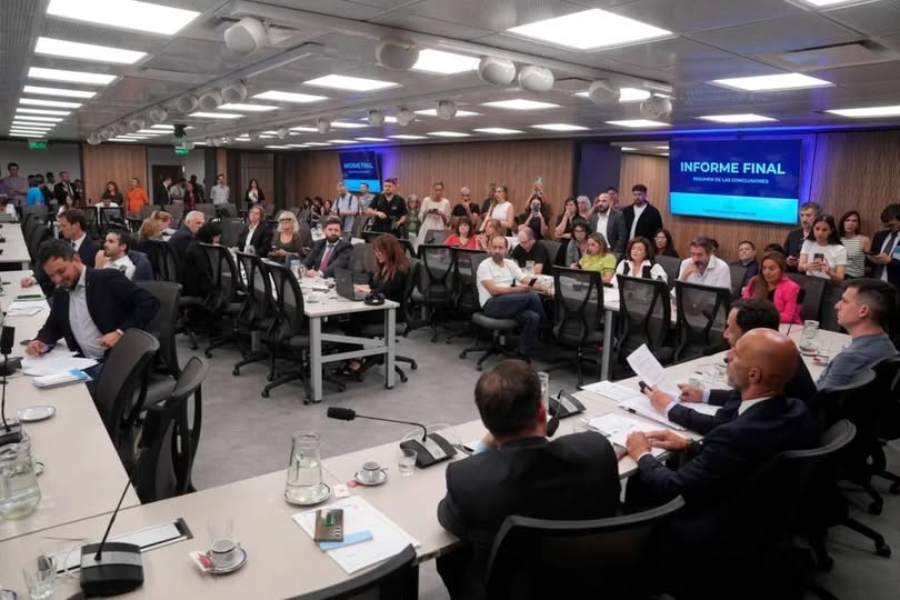 - RADIOKTUBRE INFO…….. $LIBRA: Milei aportó una “colaboración imprescindible” para la estafa …… Por Simòn Suarez