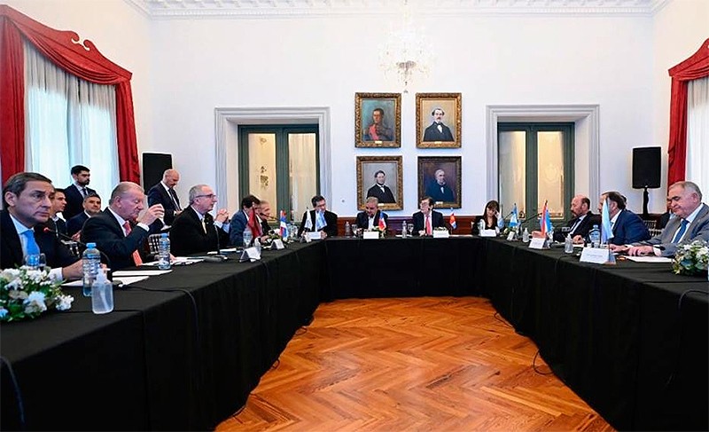 - RADIOKTUBRE INFO……..GOBERNADORES DEL NORTE GRANDE PIDEN AUDIENCIA A MILEI    …… Por Simòn Suarez