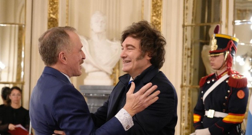 - RADIOKTUBRE INFO……..  MILEI CON LAMELA EMBAJADOR DE EEUU  …… Por Simòn Suarez