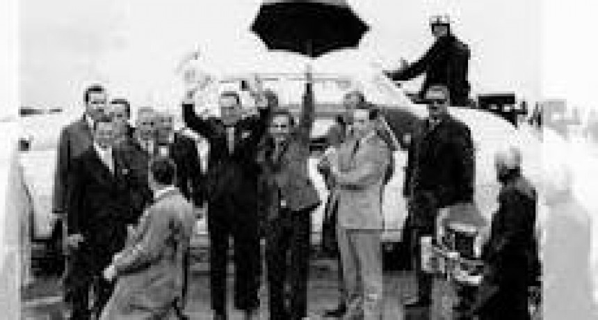 RADIOKTUBRE INFO……..LUCHARON Y VOLVIÓ    …… Por Simòn Suarez