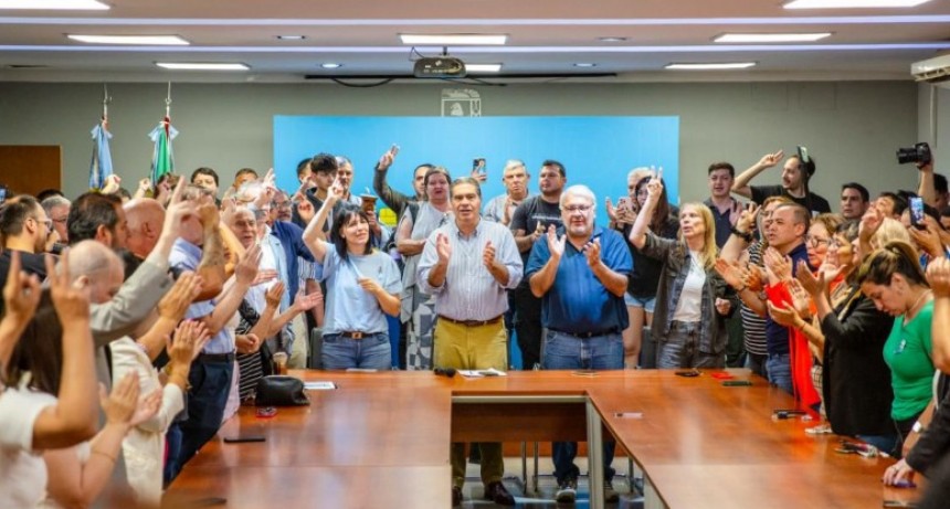 - RADIOKTUBRE INFO……..  CAPITANICH ASUMIÓ LA CONDUCCIÓN EN EL P.J.  …… Por Simòn Suarez