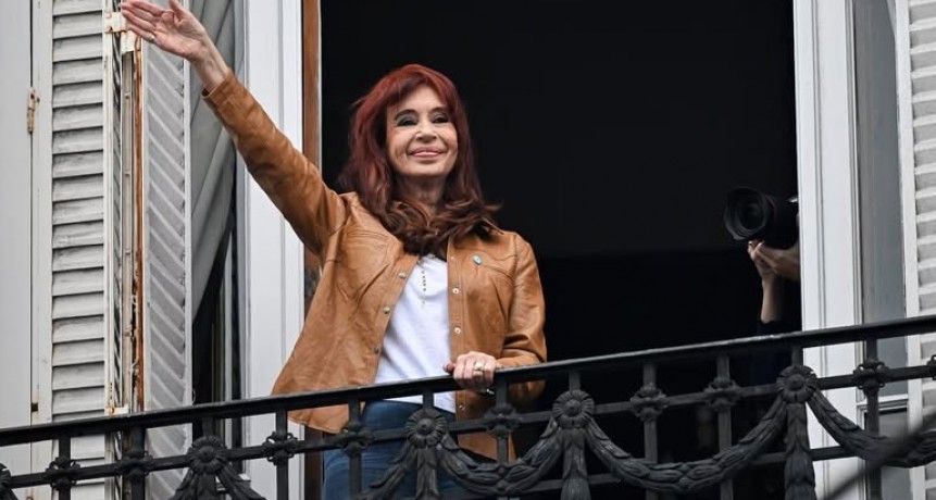 - RADIOKTUBRE INFO…….. SILENCIAR A CRISTINA COMO SEA   …… Por Simòn Suarez