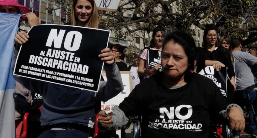 - RADIOKTUBRE INFO…….. EL GOBIERNO VA A LOS TRIBUNALES POR LEY A DISCAPACITADOS   …… Por Simòn Suarez