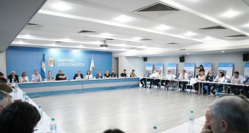 - RADIOKTUBRE INFO…….. EL P.J. SE REUNE EN CAPITAL FEDERAL   …… Por Simòn Suarez