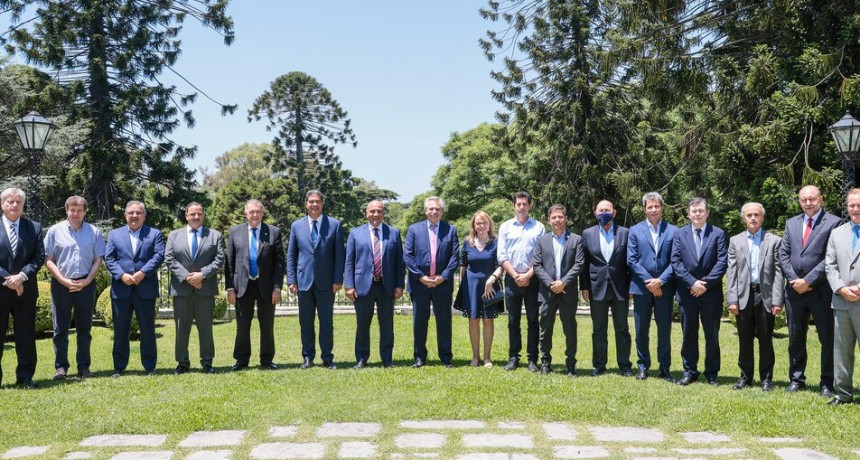 RADIOKTUBRE INFO..-Consenso Fiscal y obras para paliar la falta del Presupuesto 2022 -Por Simón Suarez..Ver mas