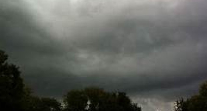 RADIOKTUBRE INFO…….  EL CLIMA DE HOY EN SANTA SYLVINA CHACO  ……Por Simon Suarez Ver mas….
