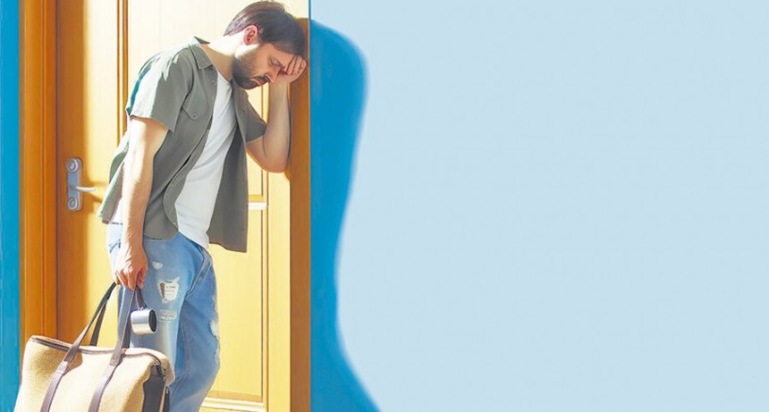 RADIOKTUBRE INFO……   VUELVO VENCIDO A LA CASITA DE MIS VIEJOS    …….Por Simòn Suarez
