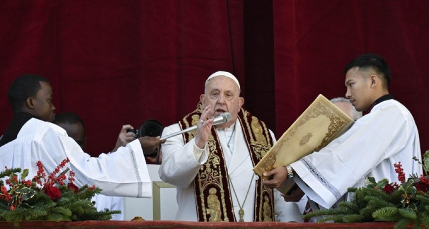 RADIOKTUBRE INFO……..EL PAPA FRANCISCO LLAMÒ QUE CALLEN LAS ARMAS    …… Por Simòn Suarez