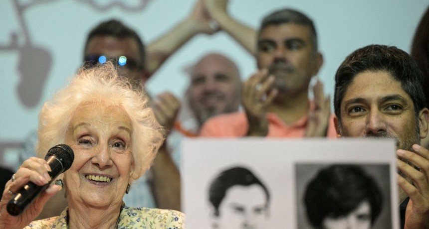 RADIOKTUBRE INFO…….. LAS ABUELAS SON NUESTRO ORGULLO NACIONAL   …… Por Simòn Suarez
