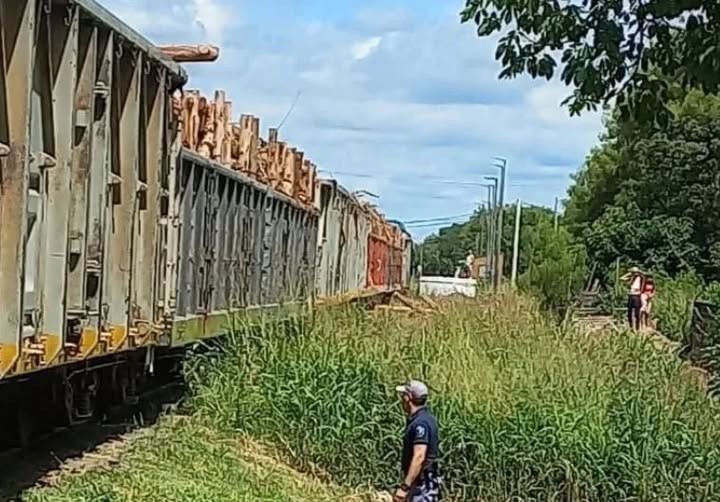 - RADIOKTUBRE INFO…….. Operativo policial por intento de saqueo a formación ferroviaria …… Por Simòn Suarez