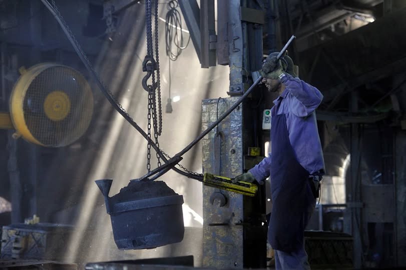 - RADIOKTUBRE INFO…….. Más desempleo y salarios bajos: el comunicado de profesores de Derecho de la UBA por la reforma laboral …… Por Simòn Suarez