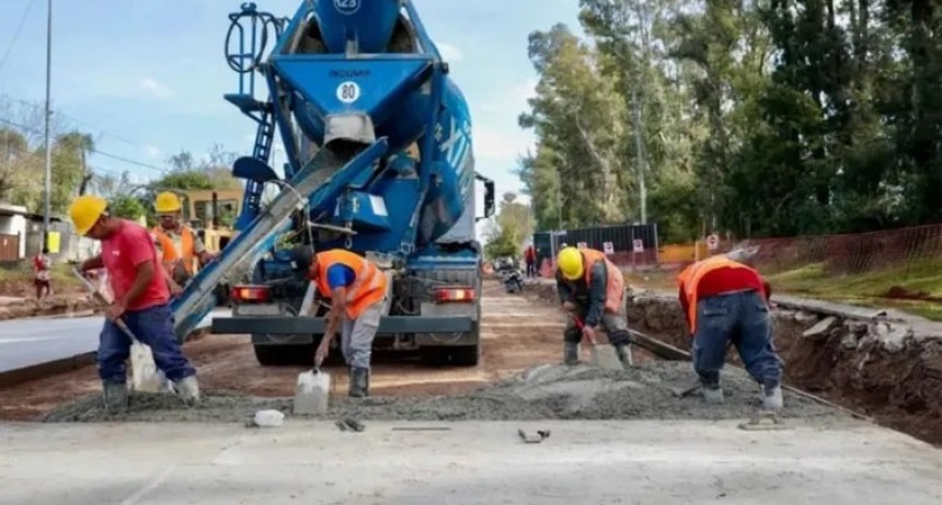 - RADIOKTUBRE INFO……..  En el Chaco se perdieron 1781 empleos privados formales en el último año  …… Por Simòn Suarez