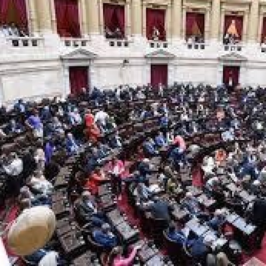 - RADIOKTUBRE INFO……..  LA EDUCAIÓN....¡ AL FONDO A LA DERECHA!!!  …… Por Simòn Suarez